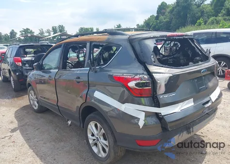 2017 Ford Escape Se z USA, uszkodzony, nr VIN 1FMCU9GD2HUA40210
